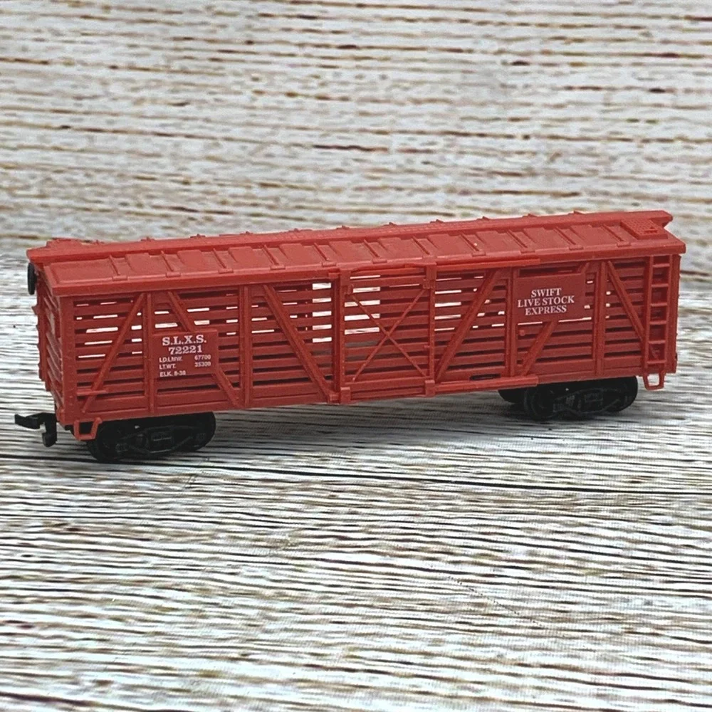 Life-Like HO Scale Red Swift Livestock Express Train Car‎ 72221